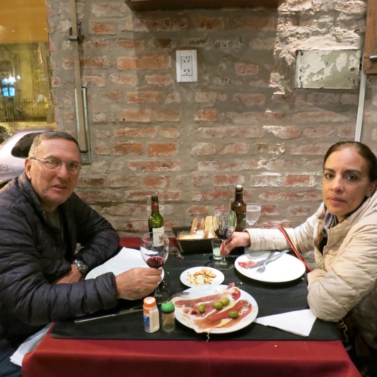 Buena cena con vinito