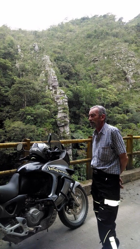 Nicolas meditando en la importancia de un Pielroja