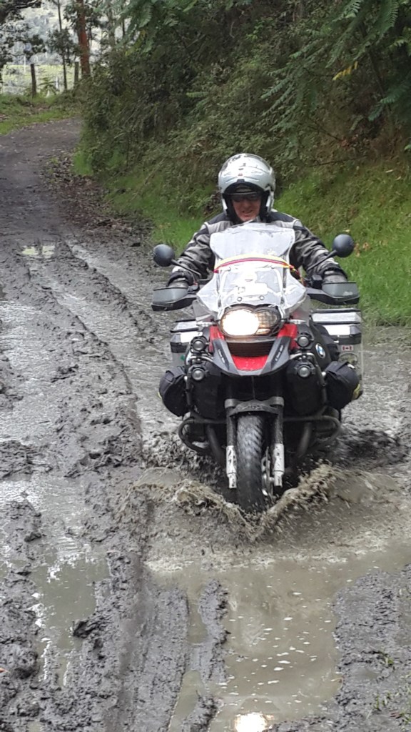 Cruzando seguro con las Heidenau