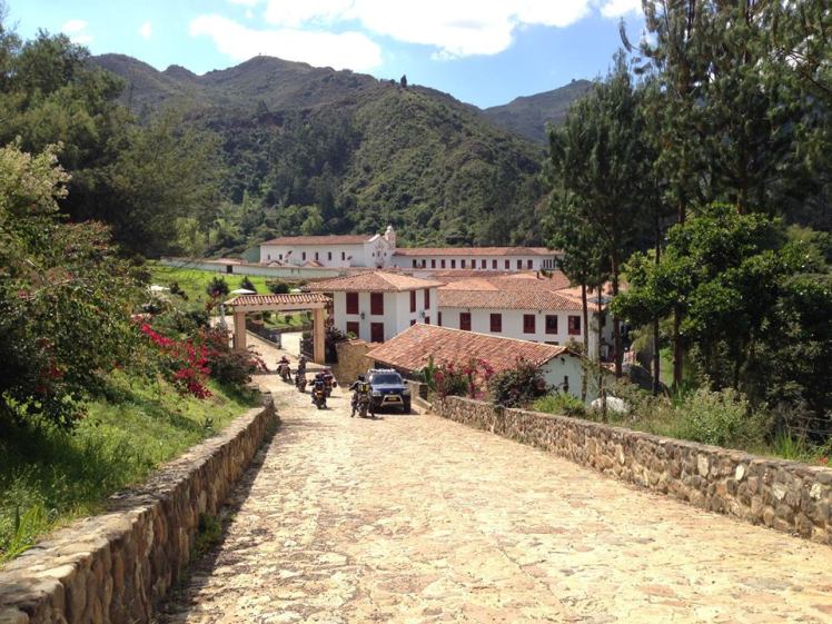 Entrada al Monasterio de La Candelaria