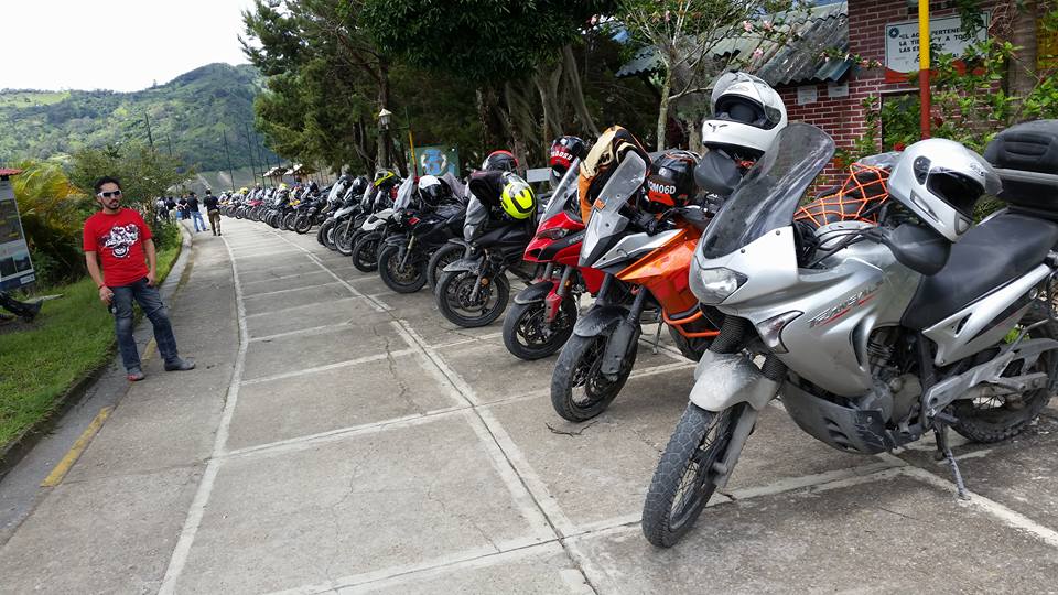 El Embarcadero (Vista hacia abajo) - Foto de Eduardoi Bernal 