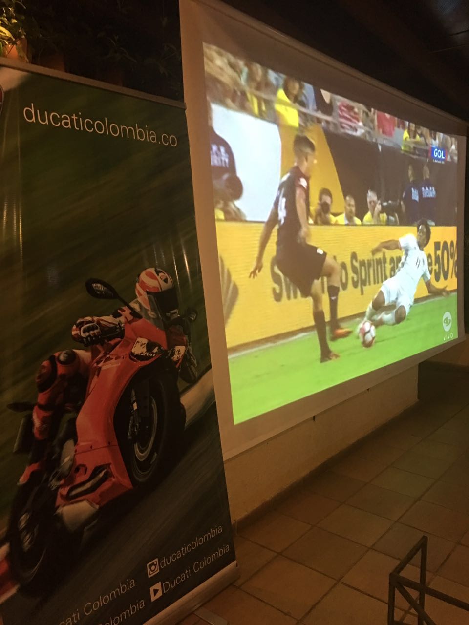 Combinacion de formas de recreacion: Ducati y Futbol