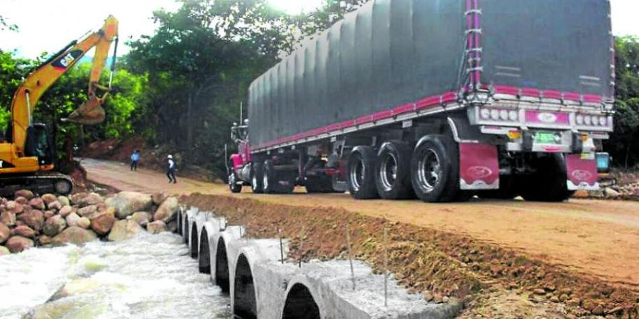 Batea hecha por las compañías Petroleras